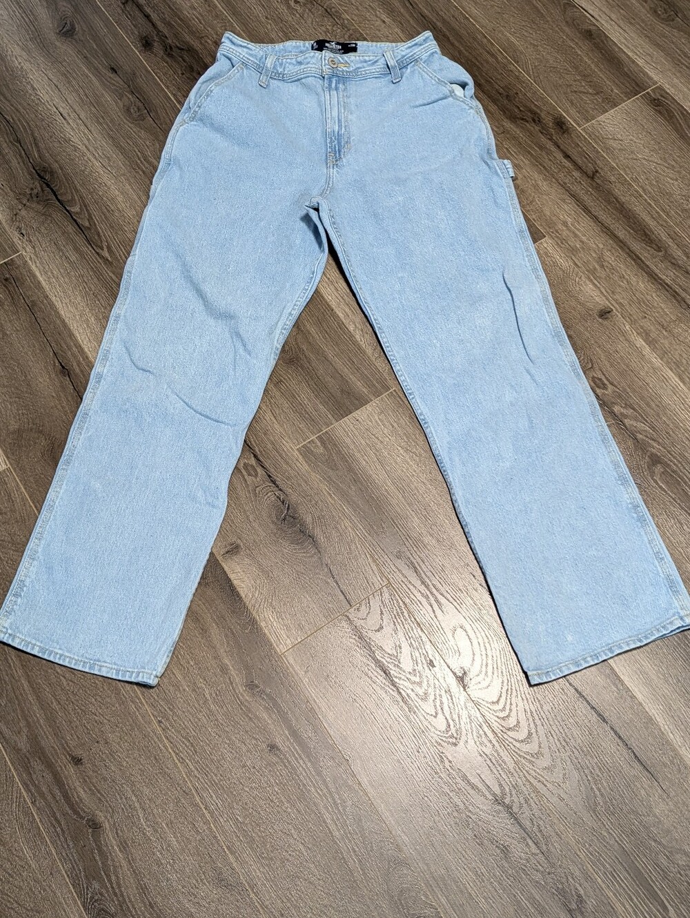 Hollister Ultra High Rise Dad Jeans. Wide Leg Carpenter Light Blue. GUC. Faded.